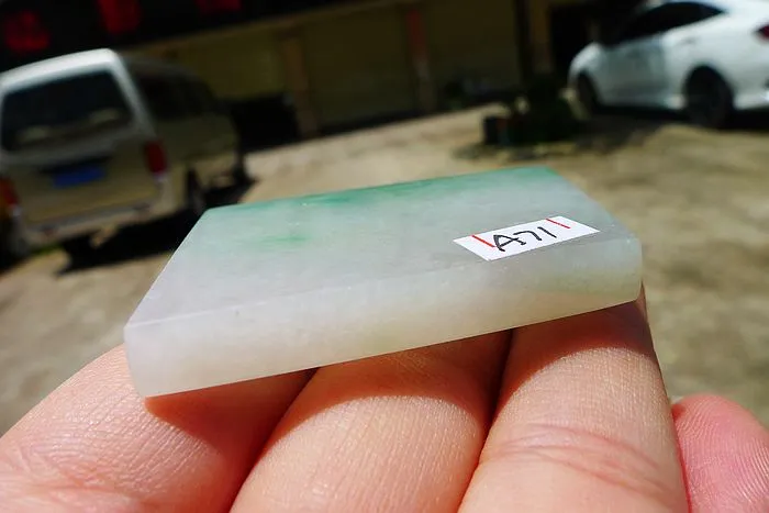 Natural Jade Rough Jadeite Raw (34g,4.8X3.2X0.7cm)