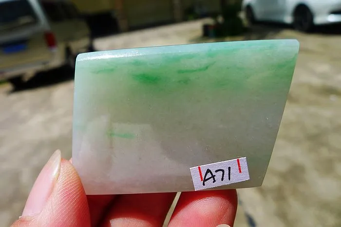 Natural Jade Rough Jadeite Raw (34g,4.8X3.2X0.7cm)
