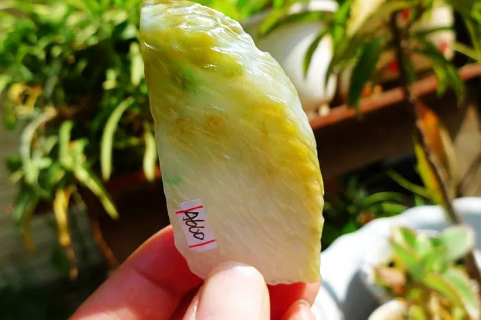 Natural Jade Rough Jadeite Raw (38g,5.9X3.1X0.9cm)