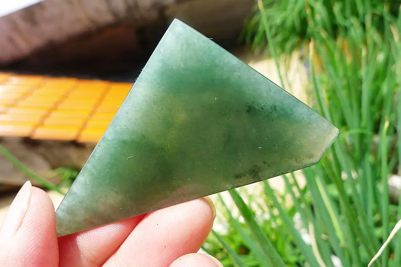 Natural Jade Rough Jadeite Raw (43g,7.7X6.5X0.4cm)