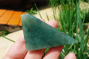 Natural Jade Rough Jadeite Raw (43g,7.7X6.5X0.4cm)