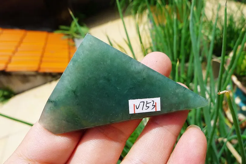 Natural Jade Rough Jadeite Raw (43g,7.7X6.5X0.4cm)