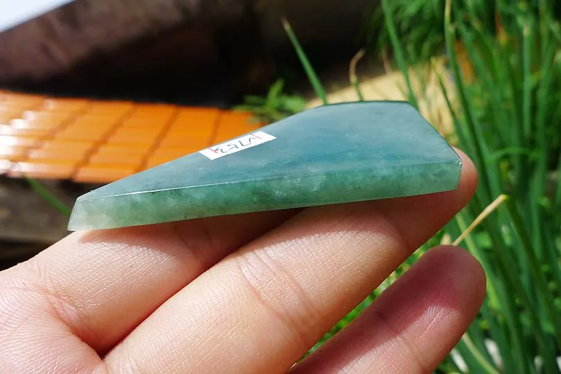 Natural Jade Rough Jadeite Raw (43g,7.7X6.5X0.4cm)