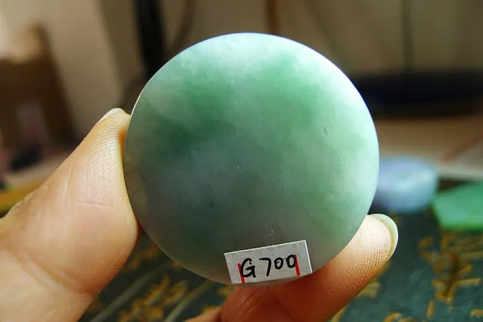 Natural Jade Rough Jadeite Raw (54g,3.75X3.75X1.5cm)