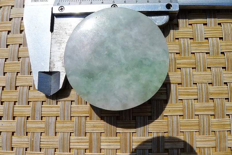 Natural Jade Rough Jadeite Raw (61g,3.8X3.8X1.6cm)