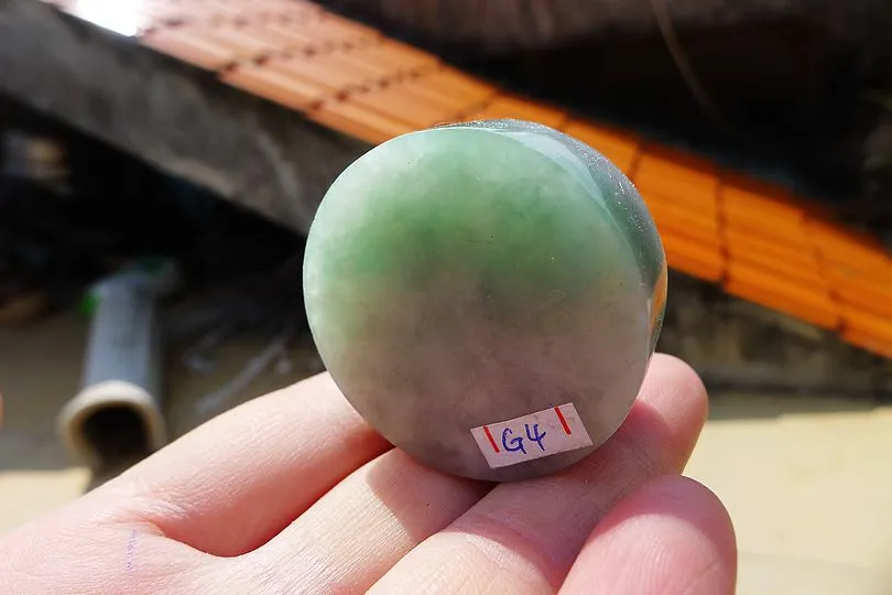 Natural Jade Rough Jadeite Raw (61g,3.8X3.8X1.6cm)