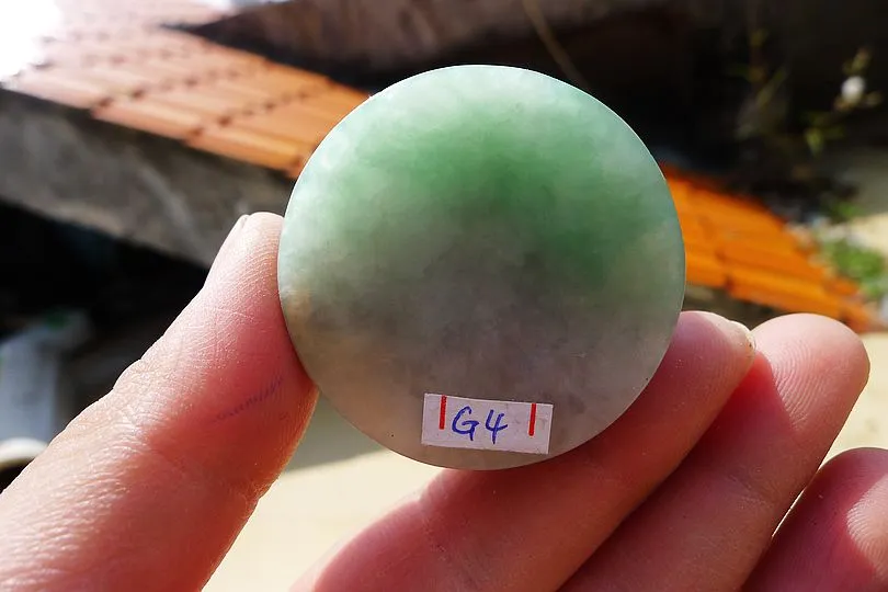 Natural Jade Rough Jadeite Raw (61g,3.8X3.8X1.6cm)