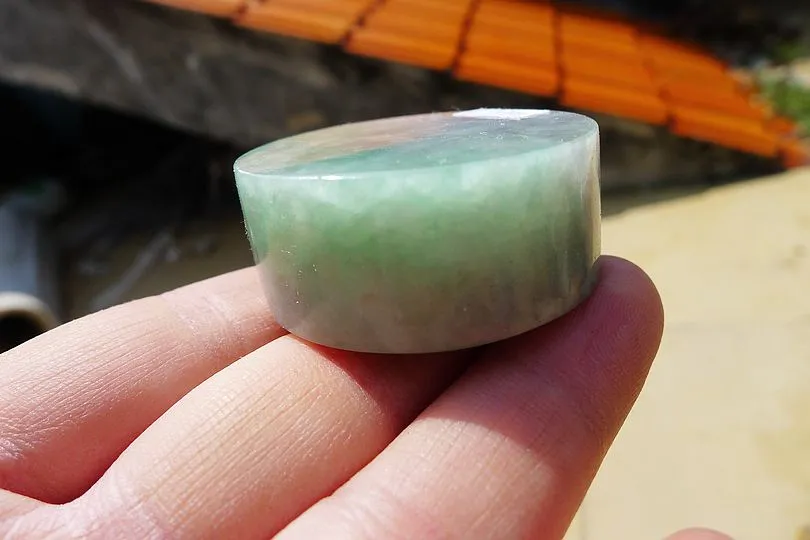 Natural Jade Rough Jadeite Raw (61g,3.8X3.8X1.6cm)