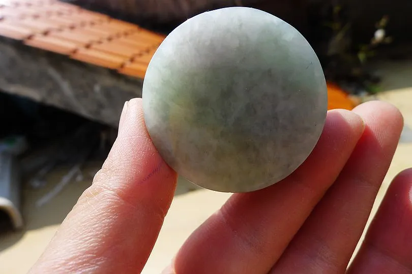 Natural Jade Rough Jadeite Raw (61g,3.8X3.8X1.6cm)