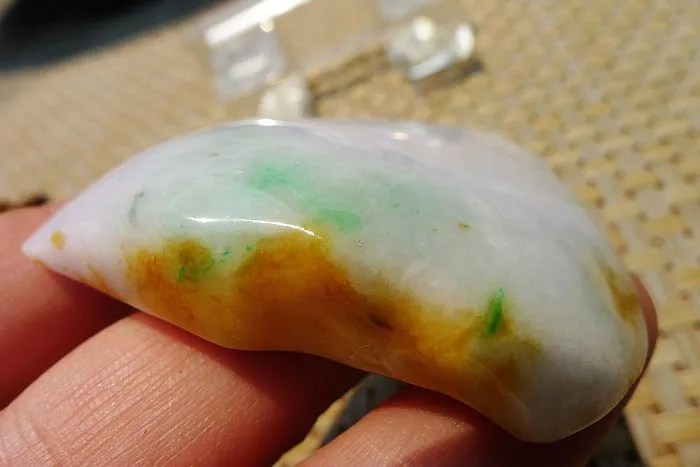 Natural Jade Rough Jadeite Raw (67g,5.9X5.9X1.25cm)