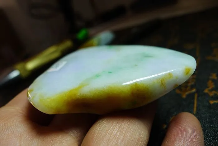 Natural Jade Rough Jadeite Raw (67g,5.9X5.9X1.25cm)