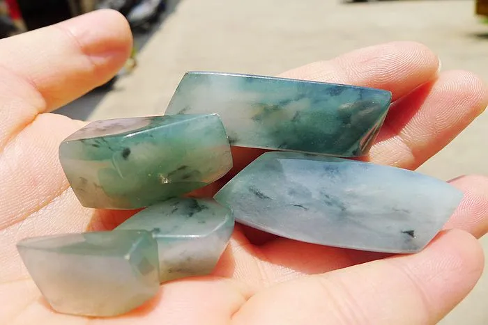 Natural Jade Rough Jadeite Raw 67g