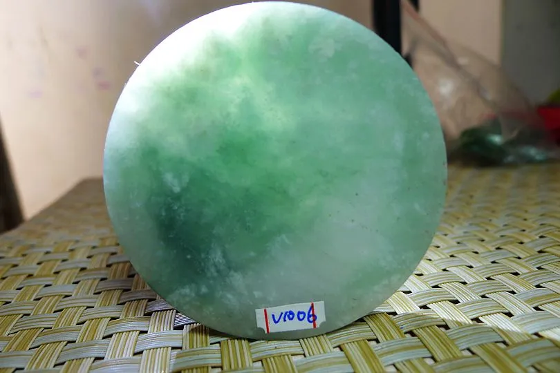 Natural Jade Rough Jadeite Raw (80g,5.75X5.75X0.9cm)