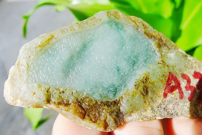 Natural Jade Rough Jadeite Raw (95g,8.8X4.6X2.2cm)