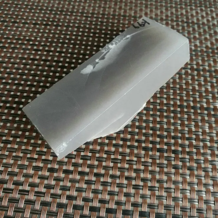 Natural Kunlun Jade Rough Nephrite Raw (181g, 9.5X3.6X2.2cm)