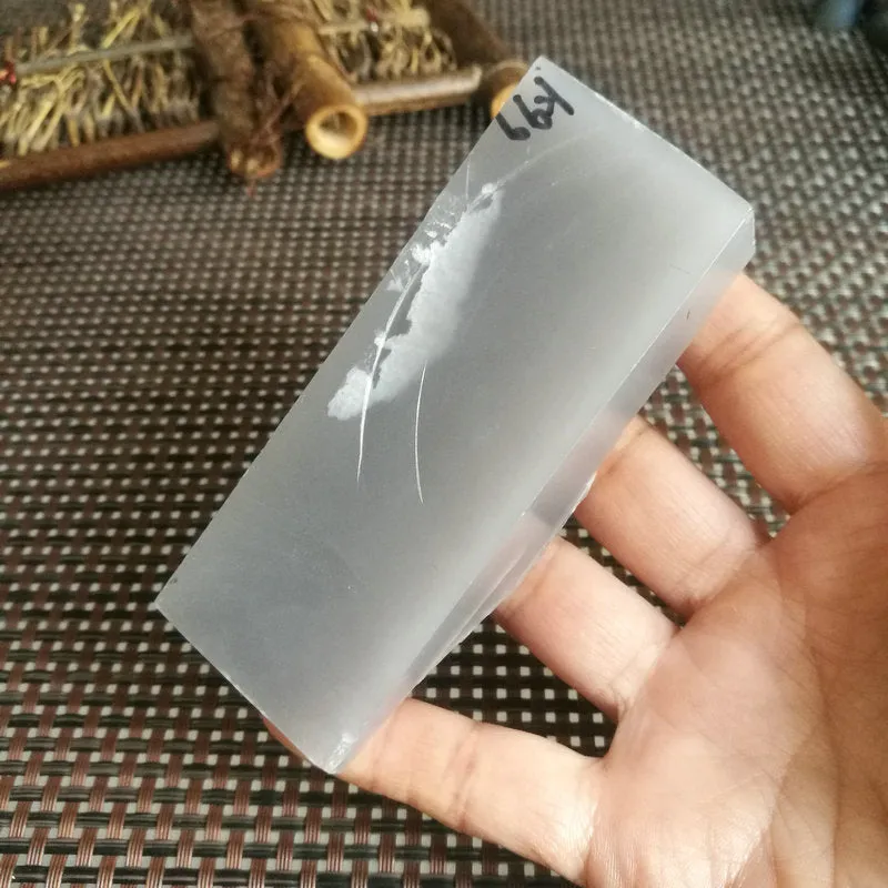 Natural Kunlun Jade Rough Nephrite Raw (181g, 9.5X3.6X2.2cm)