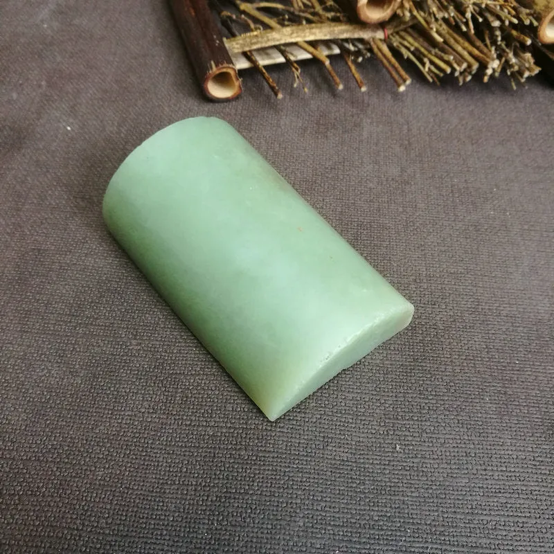 Natural Kunlun Jade Rough Nephrite Raw (230g, 7.7x4.8x3cm)