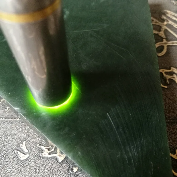 Natural Kunlun Jade Rough Nephrite Raw (274g, 12.5X9X5X1.2cm)