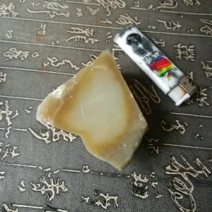 Natural Kunlun Jade Rough Nephrite Raw (284g, 6.5X4.5X3.5cm)