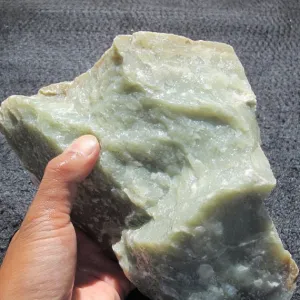 Natural Kunlun Jade Rough Nephrite Raw (3.11kg, 20X17X9cm)