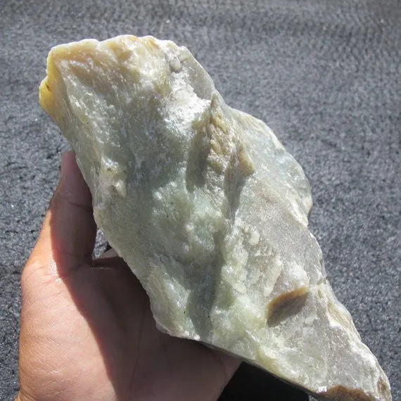 Natural Kunlun Jade Rough Nephrite Raw (3.11kg, 20X17X9cm)