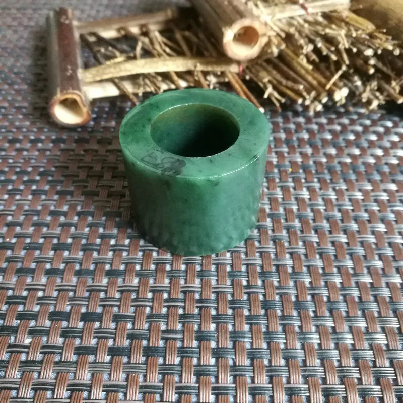 Natural Kunlun Jade Rough Nephrite Raw (64g,3.9X2.9cm)