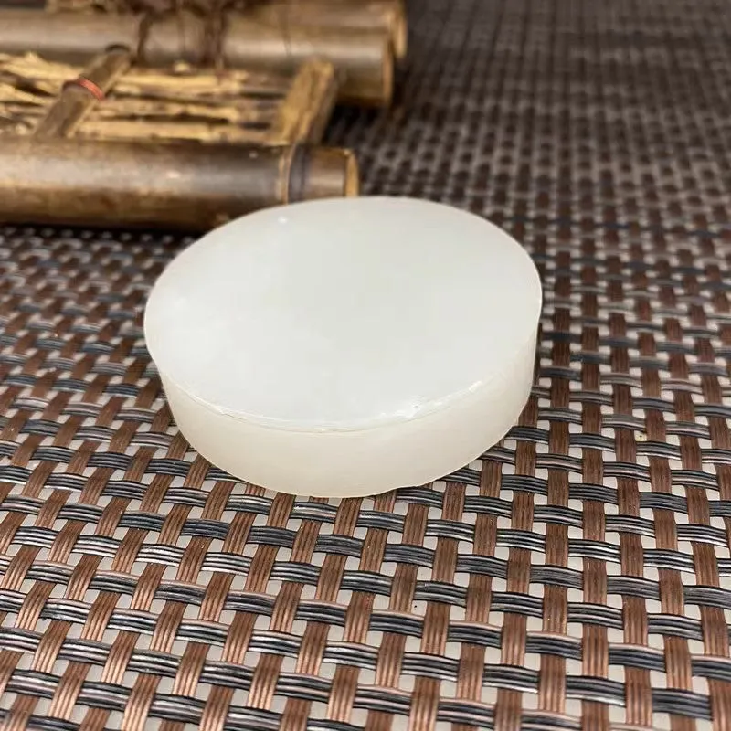 Natural Kunlun Jade Rough Nephrite Raw (84g,5.2X1.2cm)