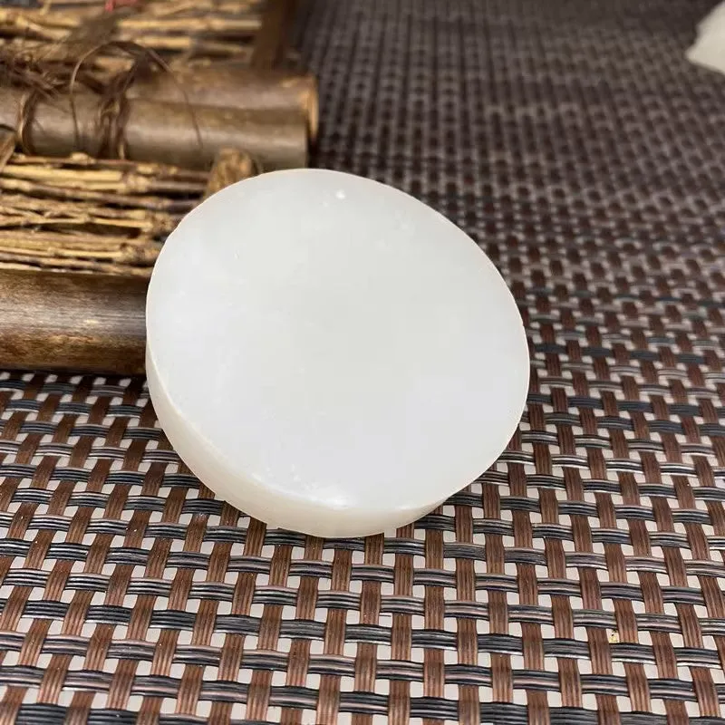 Natural Kunlun Jade Rough Nephrite Raw (84g,5.2X1.2cm)