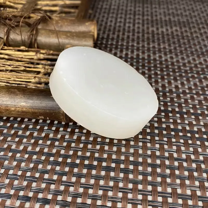 Natural Kunlun Jade Rough Nephrite Raw (84g,5.2X1.2cm)