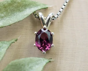 Rhodolite Garnet Pendant; Natural Untreated Tanzanian Garnet; 1.385cts