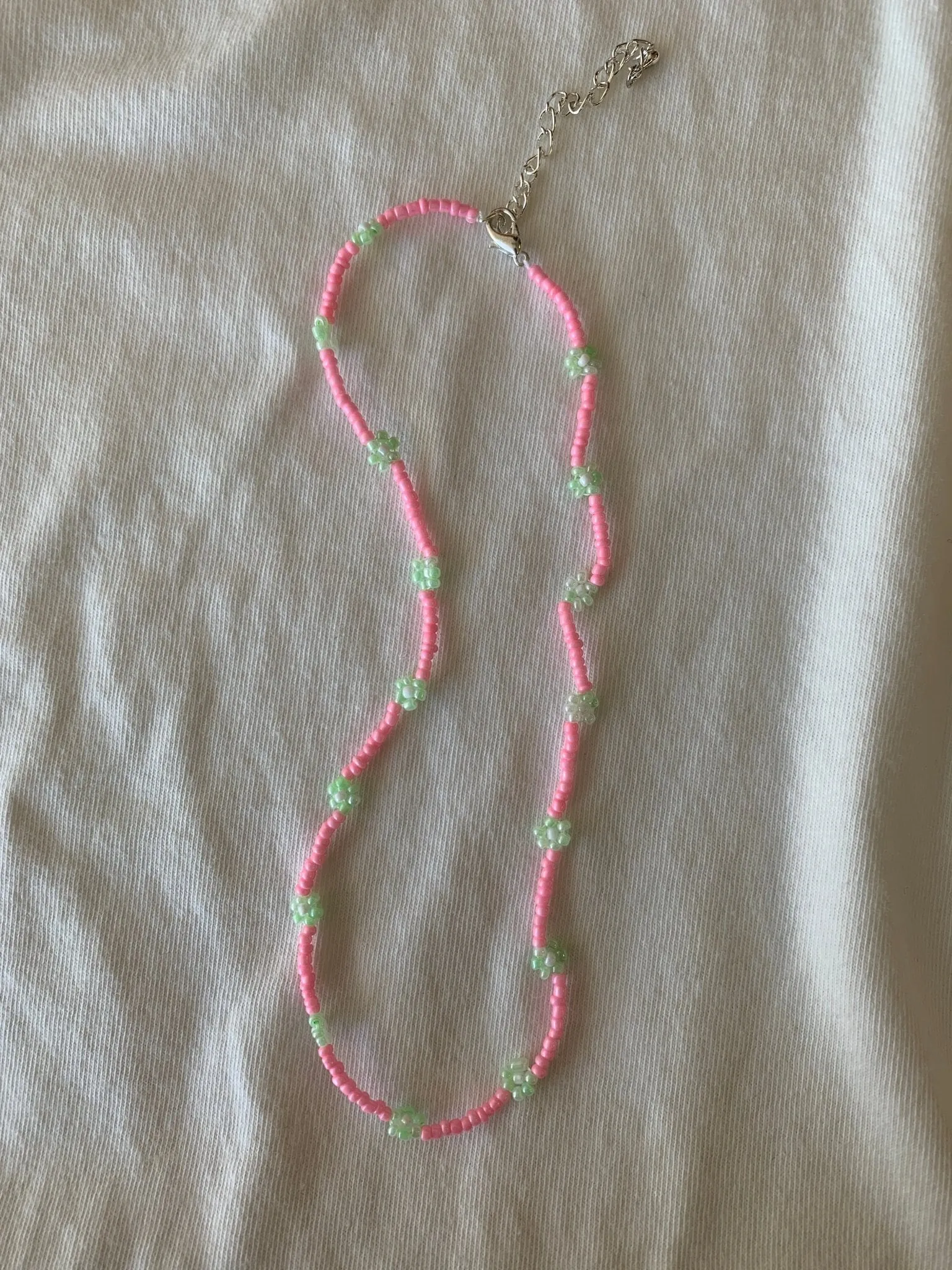 Sisaret Daisy Chain Necklace (Many Colors)