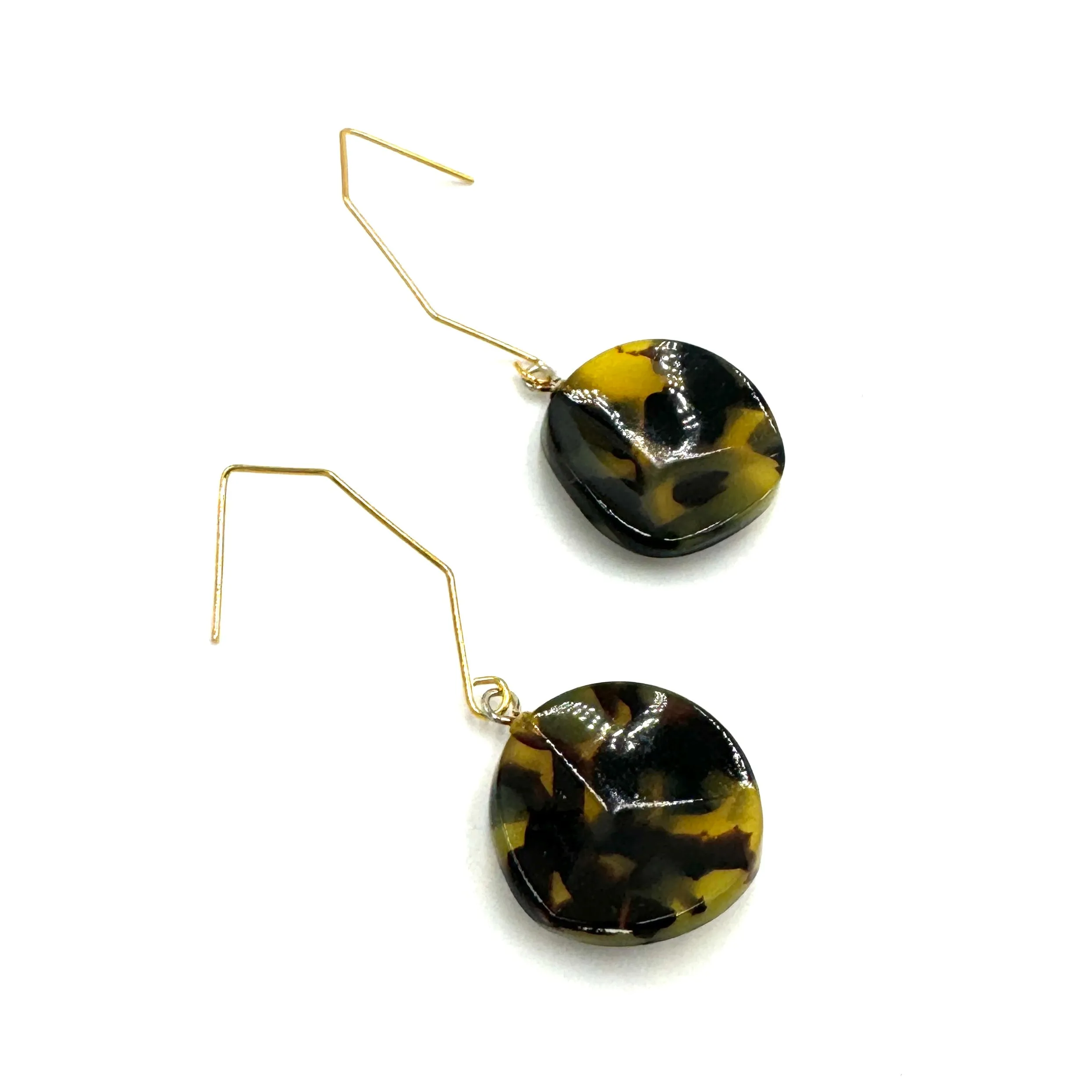 Tortoise Wavy Chip Hex Drop Earrings *