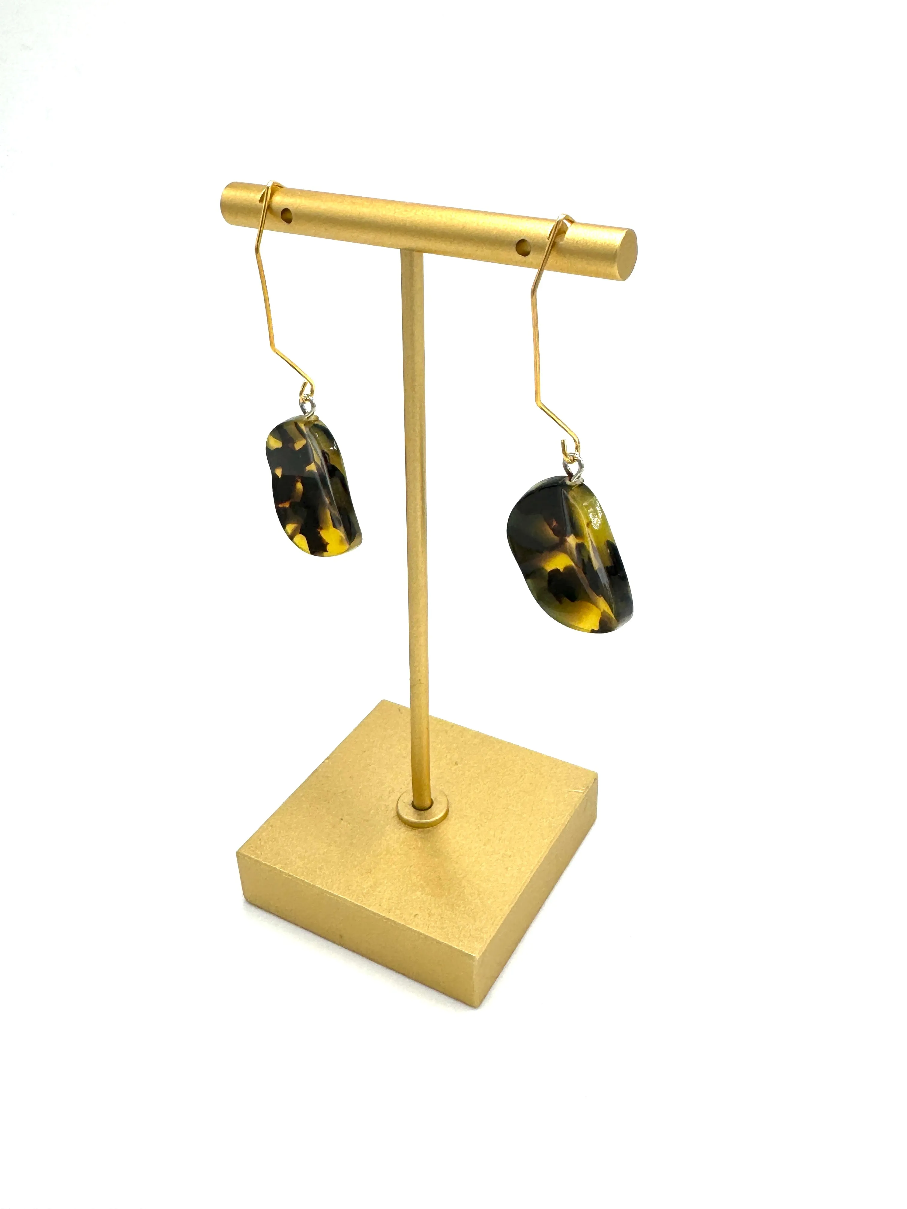 Tortoise Wavy Chip Hex Drop Earrings *