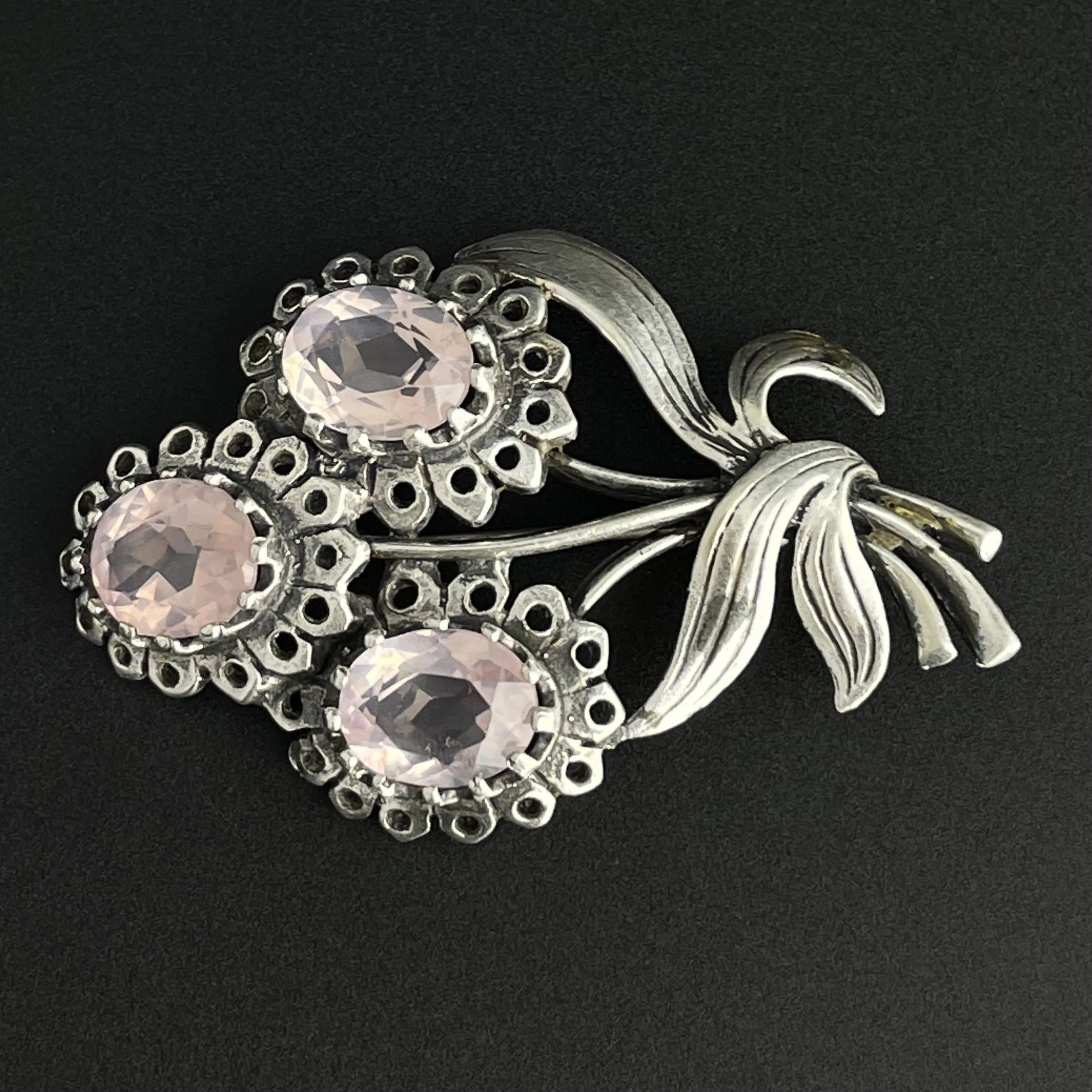 Vintage Silver 6.25 CTW Amethyst Floral English Brooch