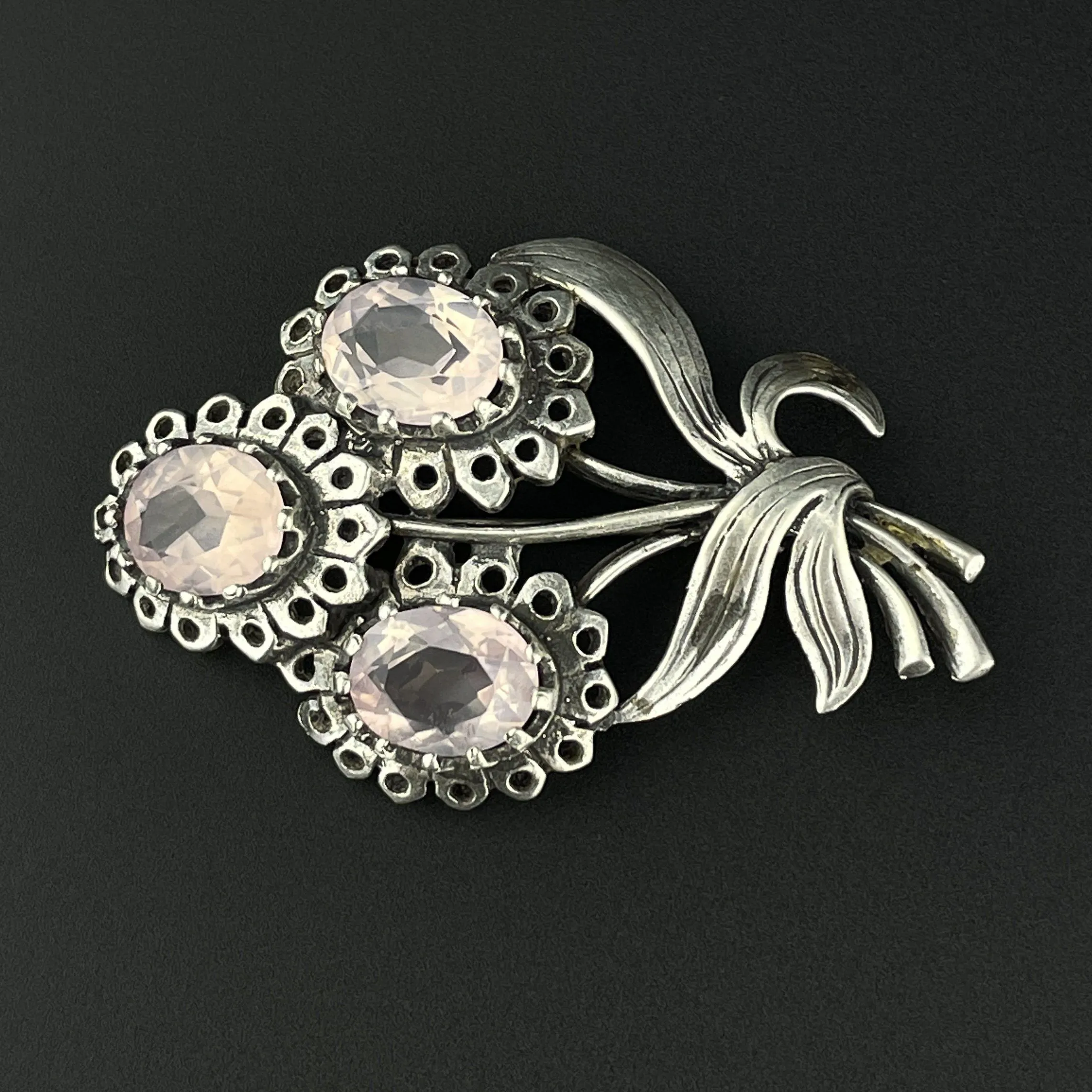 Vintage Silver 6.25 CTW Amethyst Floral English Brooch